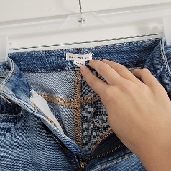Good American High Rise Distressed Straight Leg Jean Medium Wash Size 6/28 - Picture 4 of 5